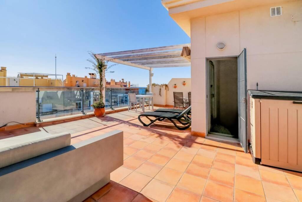Rooftop Apartment, Nerja Buitenkant foto